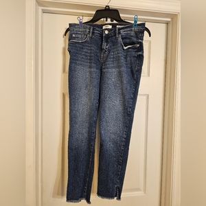 Kensie Jeans. The Effortless Skinny Crop.  Size:6/28.